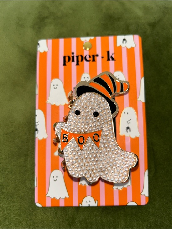 Piper K Accessories - Piper K Glitzy Pearl Ghost Hair Clip with Orange Witch Hat